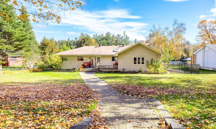 1909 Mcleod Drive