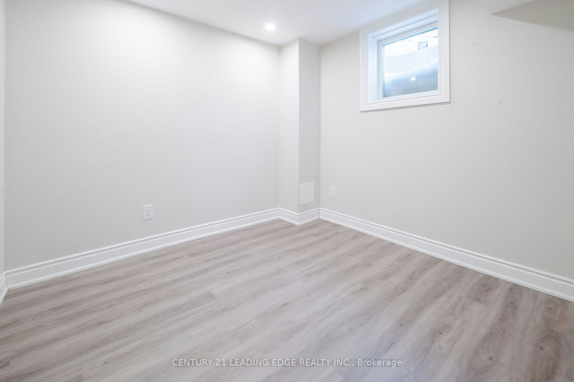 Lower-314 Grove Street E, Barrie, ON, L4M 5J3 - 10
