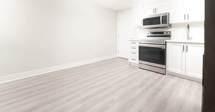 Lower-314 Grove Street E, Barrie, ON, L4M 5J3 - 8