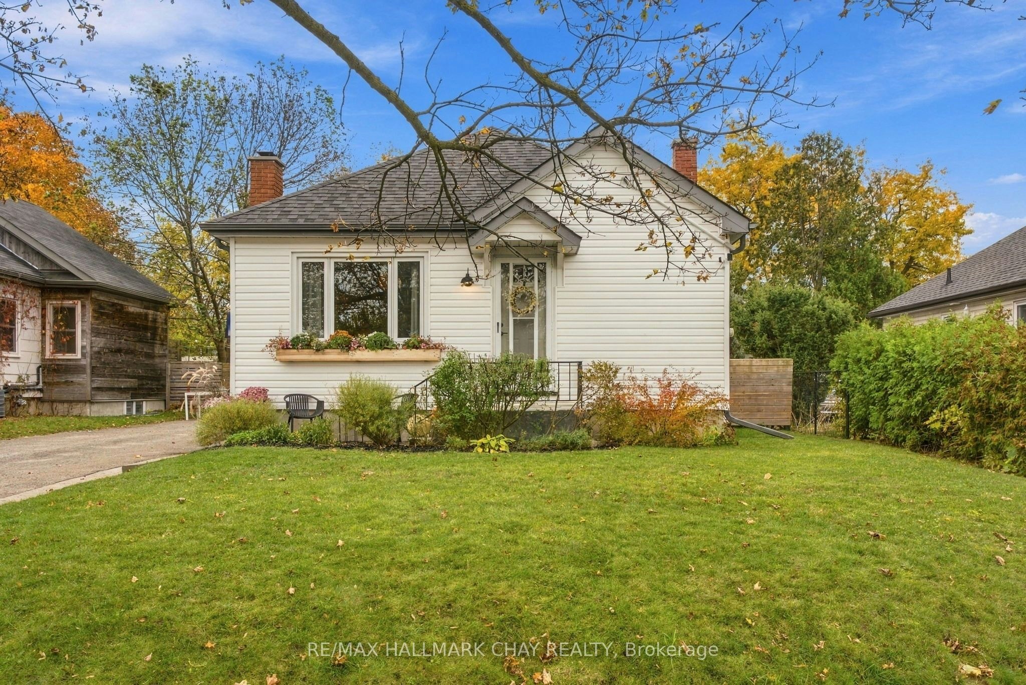 101 Queen Street, Barrie, ON, L4M 1Z4