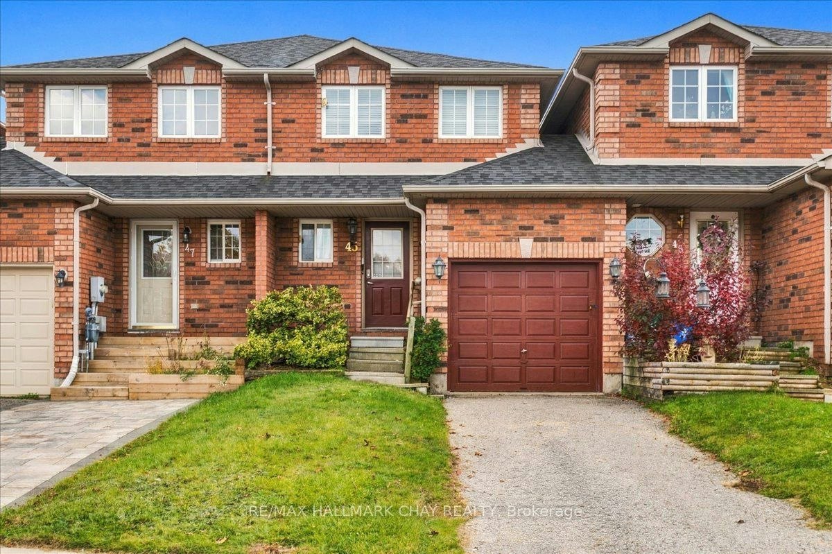45 Bibby Court, Barrie, ON, L4N 8T4