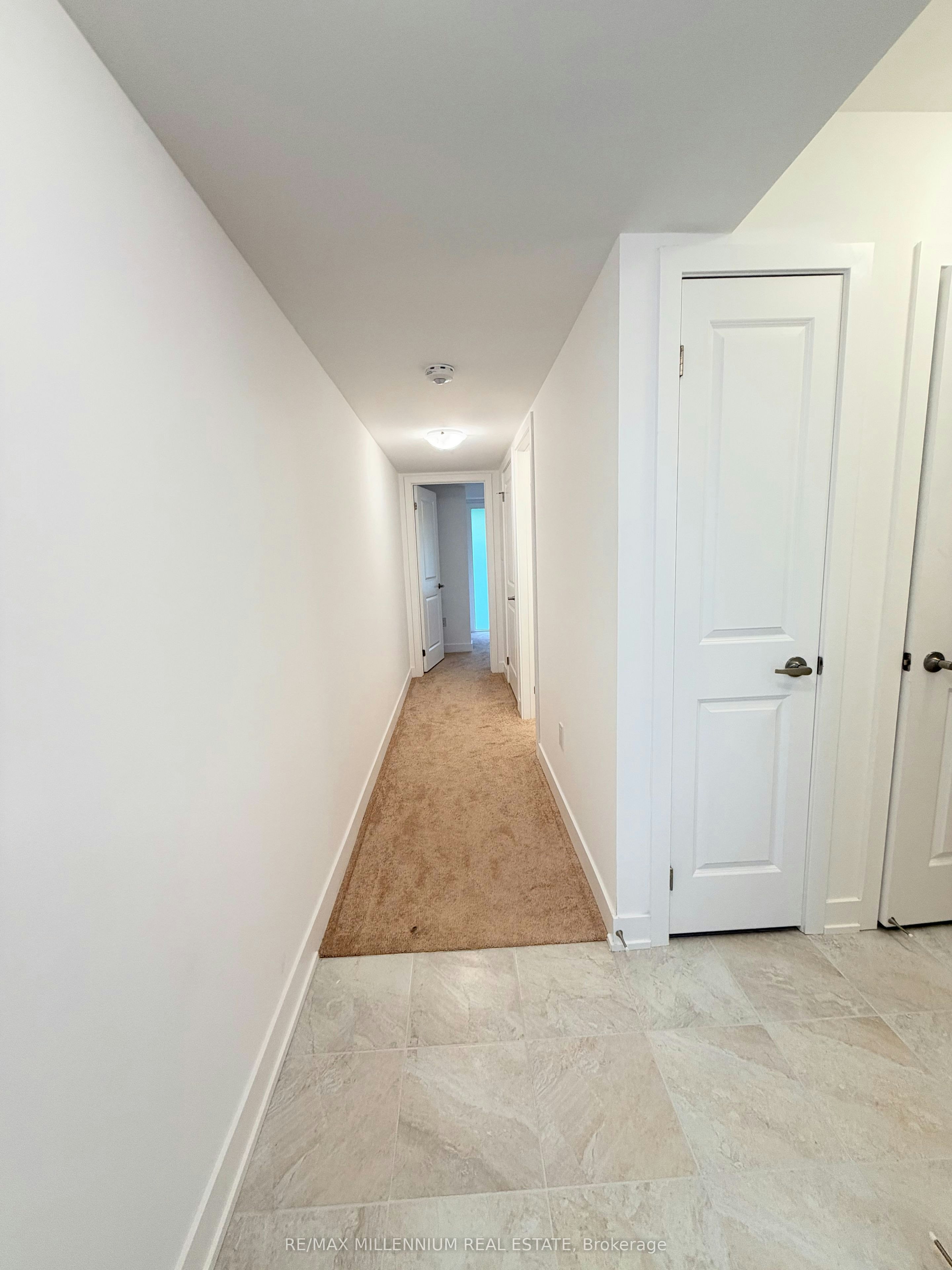 39 Flan Boulevard, Barrie, ON, L9J 0E1 - 2