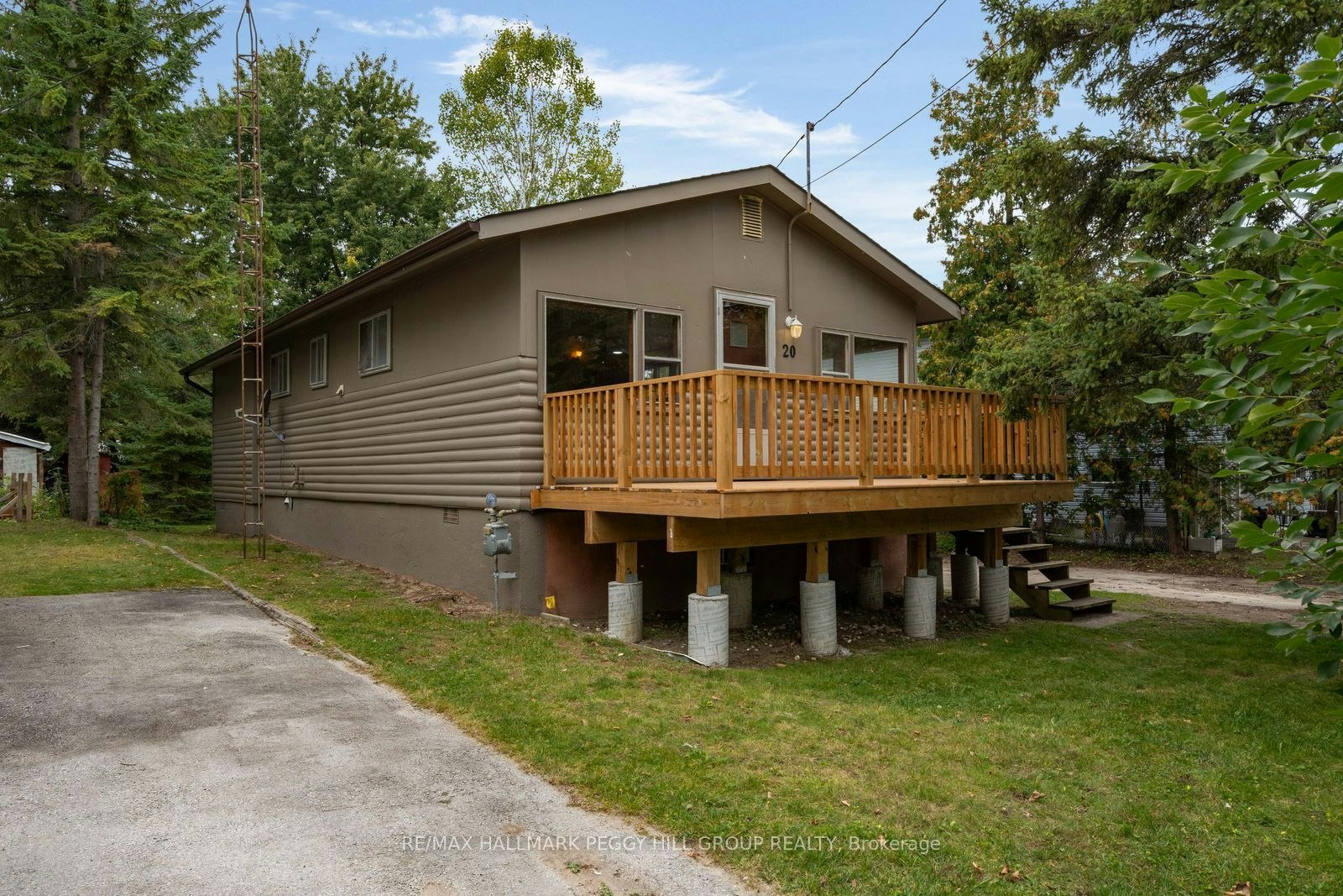 20 61st Street S, Wasaga Beach, ON, L9Z 1W1