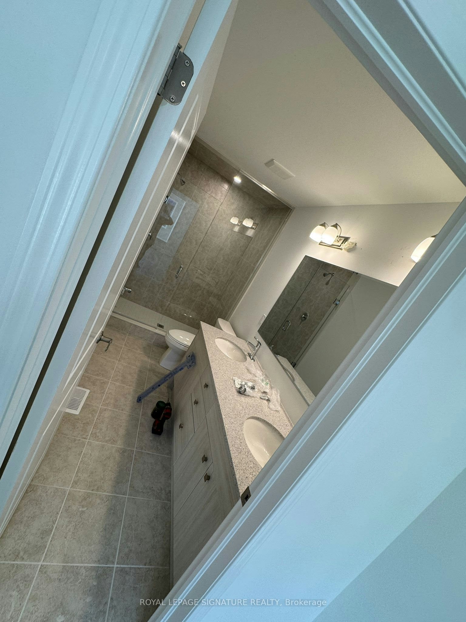 50 Foxley Heights, Barrie, ON, L9J 0Z8 - 8