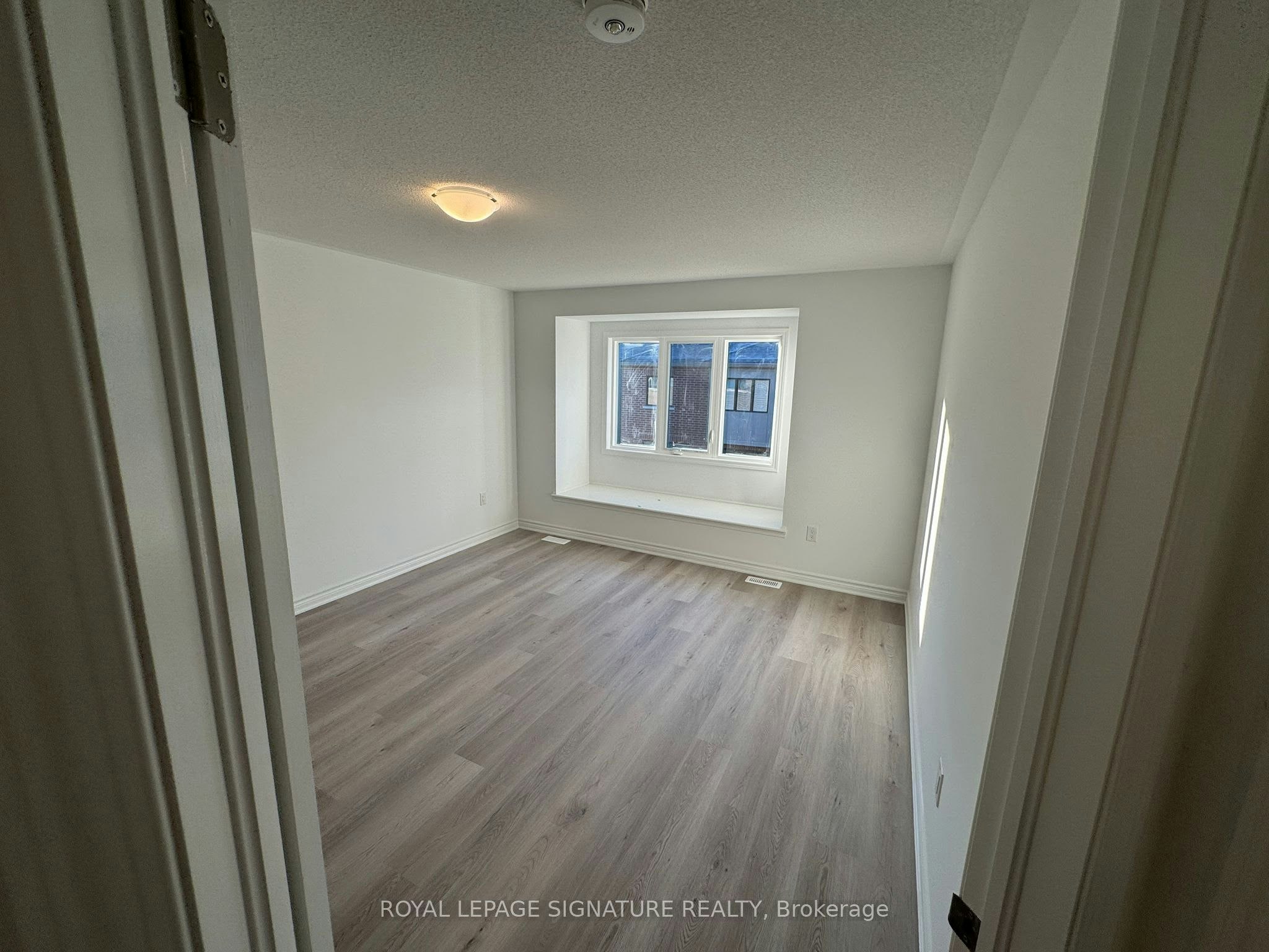 50 Foxley Heights, Barrie, ON, L9J 0Z8 - 9