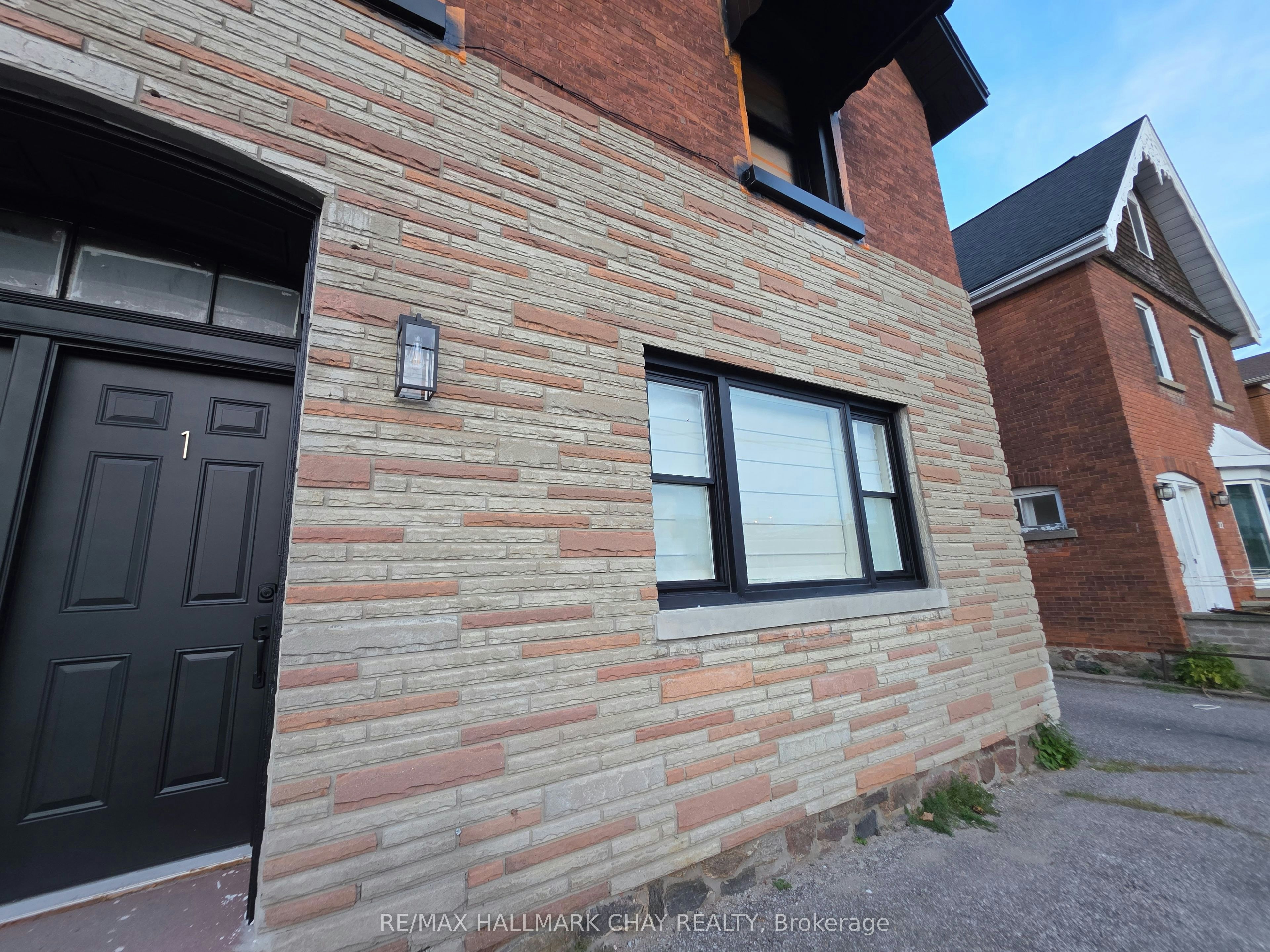 1-28 Matchedash Street N, Orillia, ON, L3V 4T5 - 2