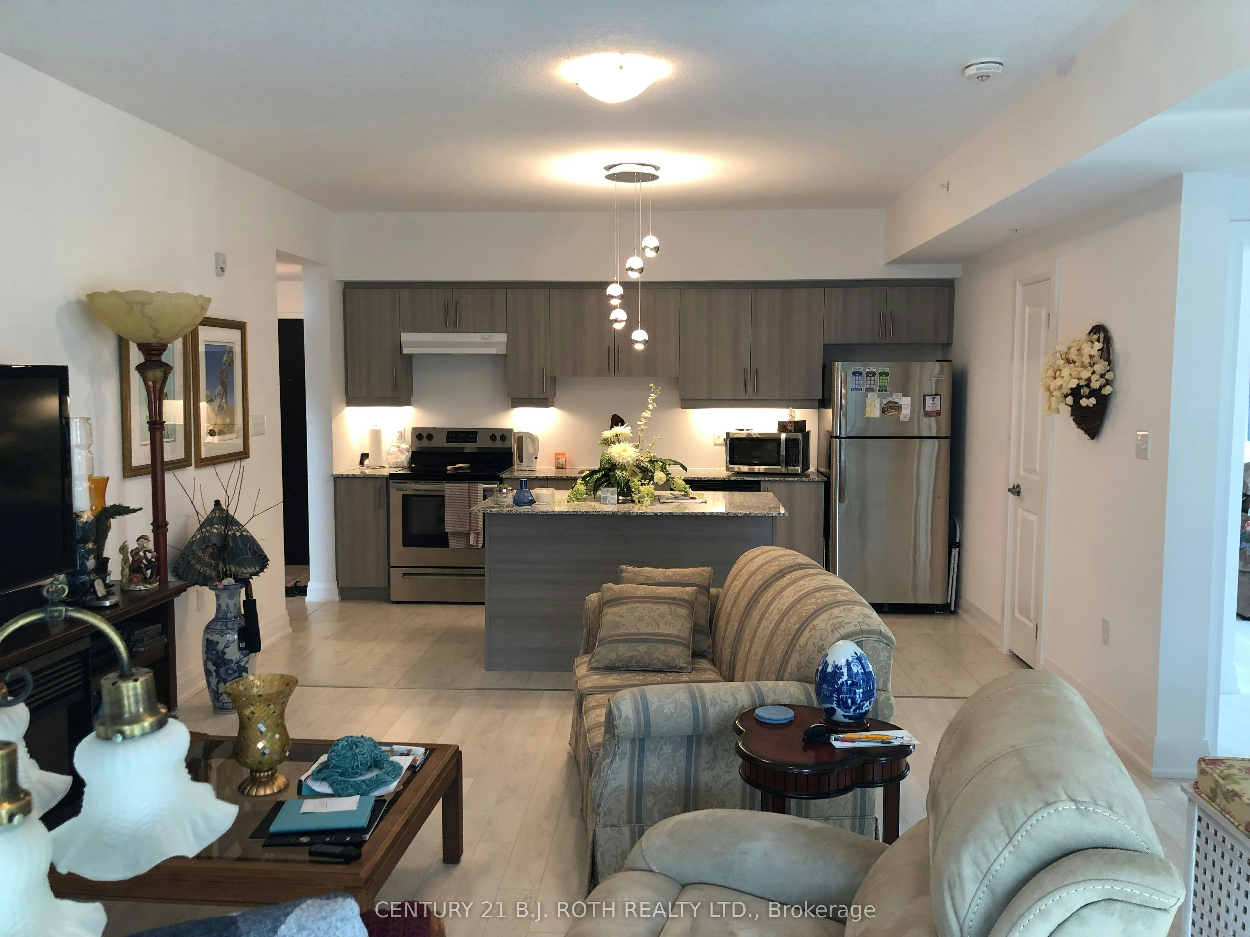 409-300 Essa Road, Barrie, ON, L9J 0B9 - 4