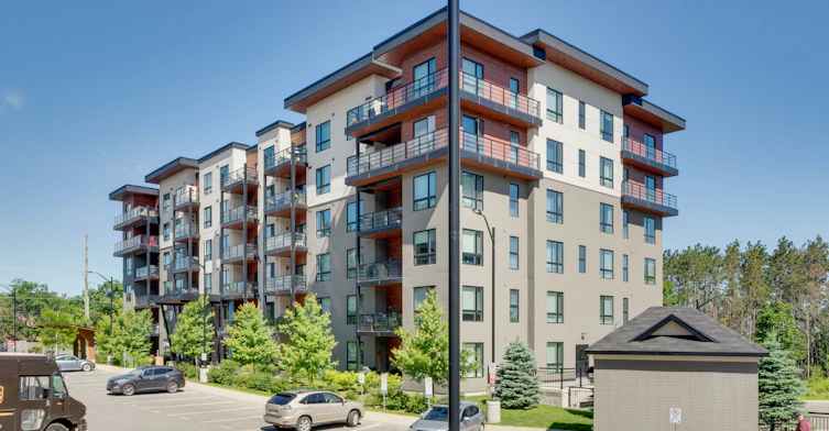 409-300 Essa Road, Barrie, ON, L9J 0B9