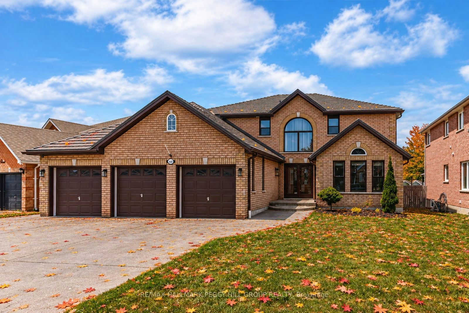66 Raquel Street, Barrie, ON, L4N 9S8