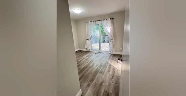 21 Ashdale Court, Barrie, ON, L4M 5B5 - 11