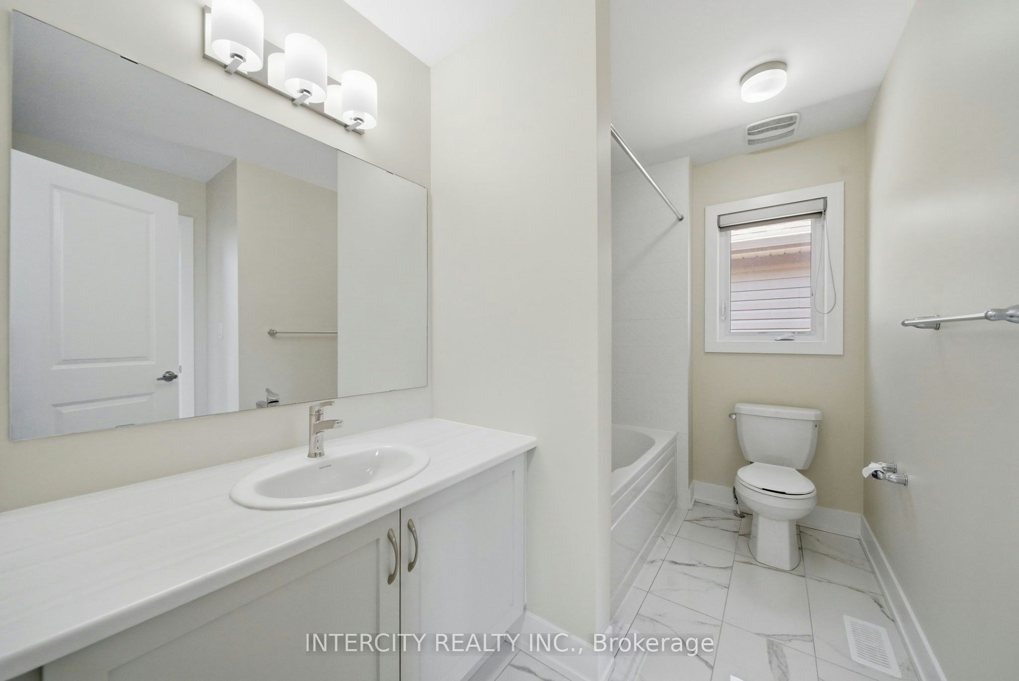 10 Kingsbury Trail, Barrie, ON, L9J 0W9 - 41
