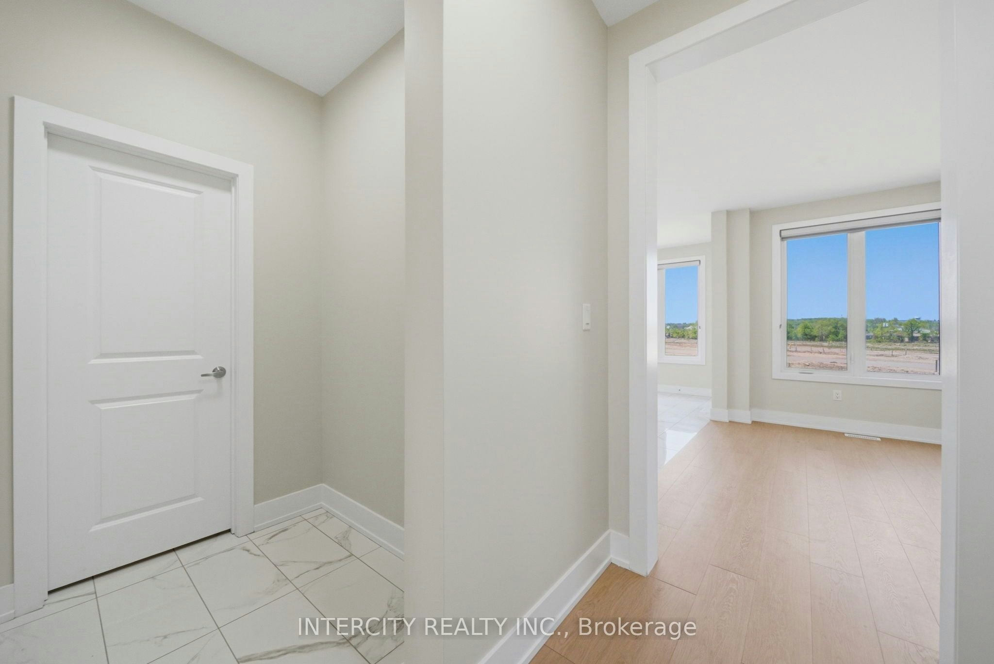 10 Kingsbury Trail, Barrie, ON, L9J 0W9 - 8