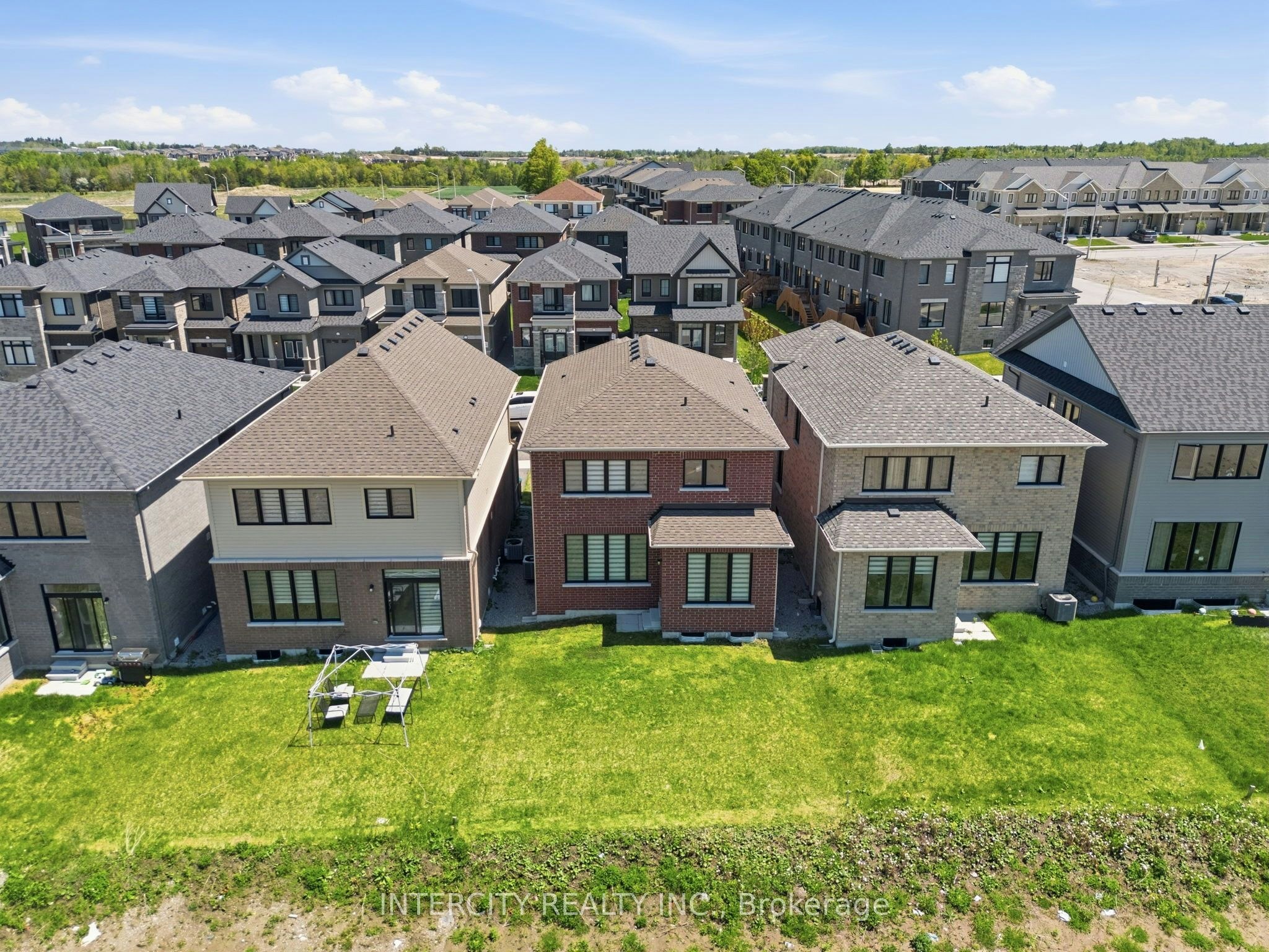 10 Kingsbury Trail, Barrie, ON, L9J 0W9 - 45