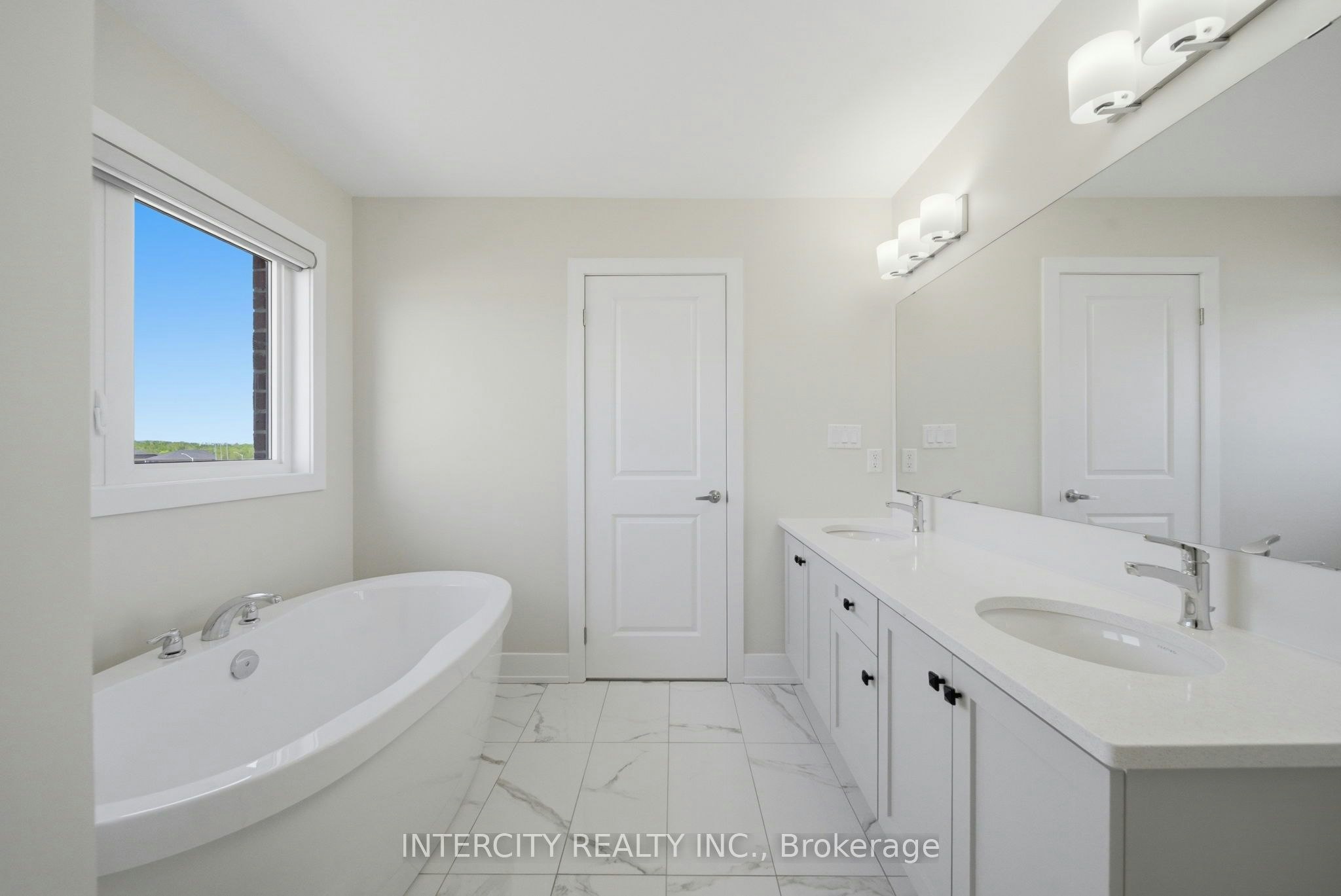 10 Kingsbury Trail, Barrie, ON, L9J 0W9 - 34
