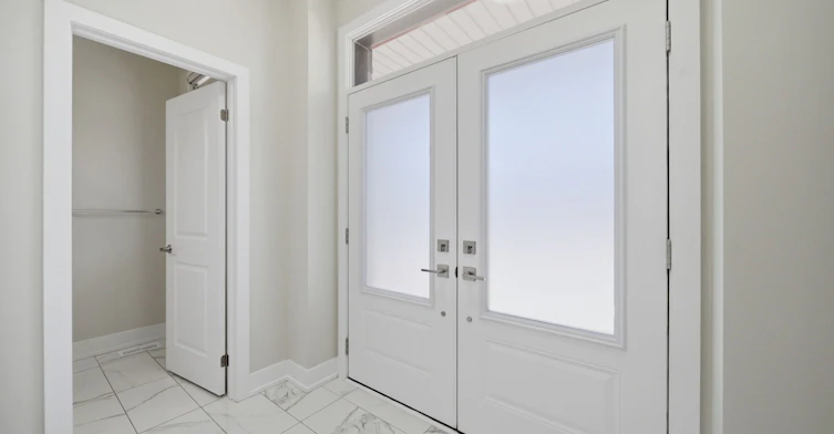 10 Kingsbury Trail, Barrie, ON, L9J 0W9 - 2