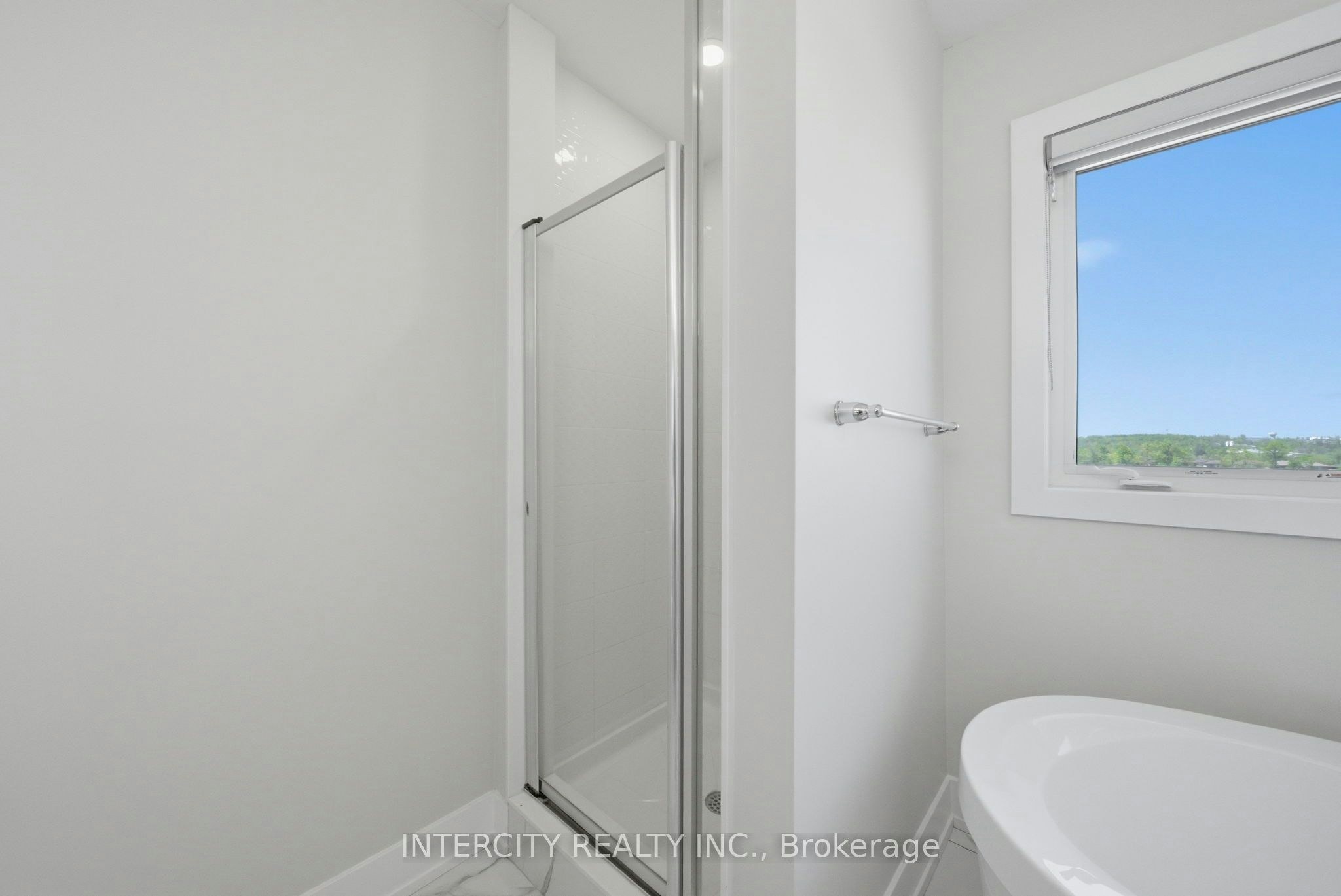 10 Kingsbury Trail, Barrie, ON, L9J 0W9 - 35
