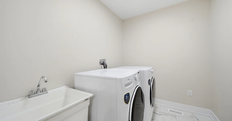 10 Kingsbury Trail, Barrie, ON, L9J 0W9 - 42