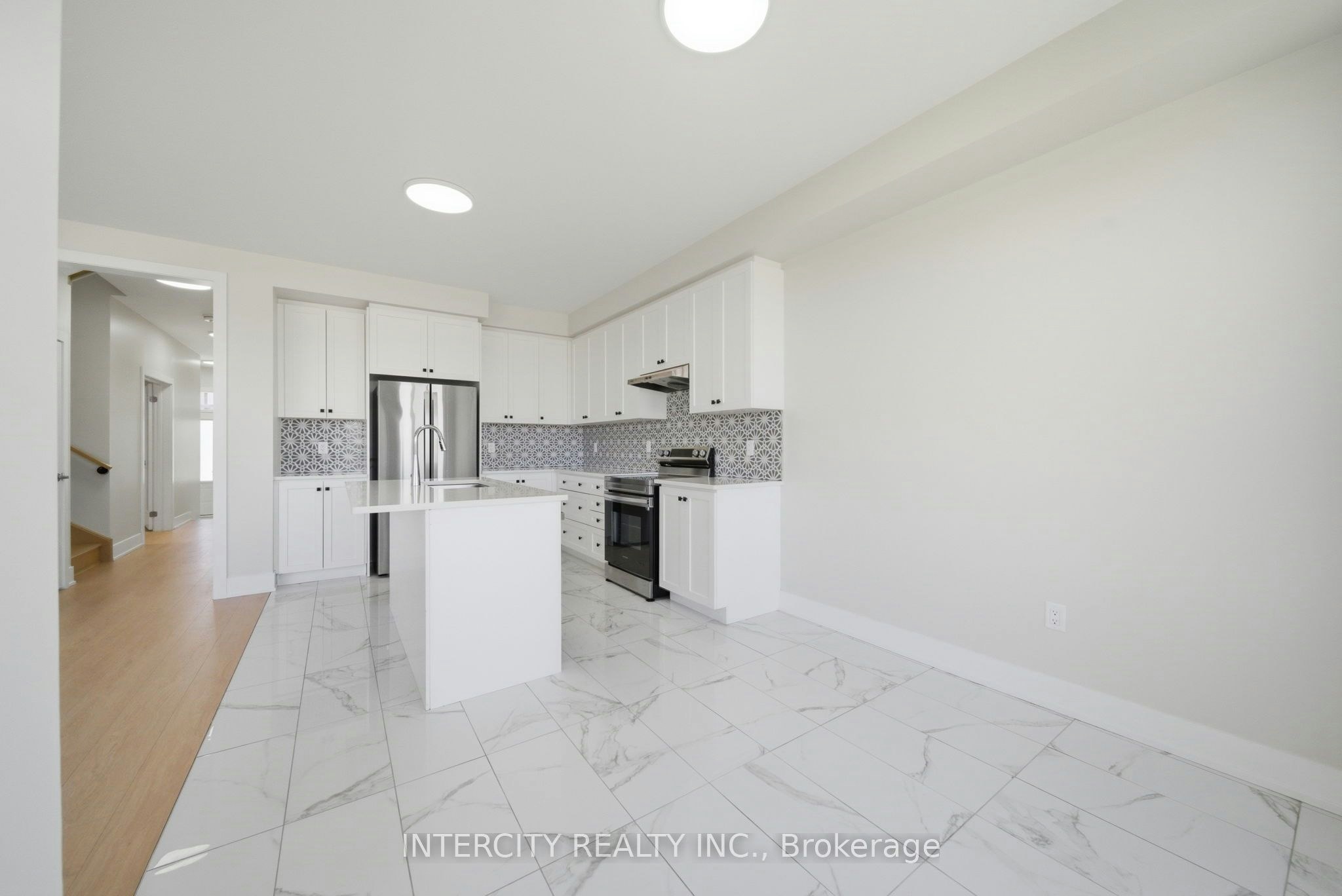 10 Kingsbury Trail, Barrie, ON, L9J 0W9 - 14