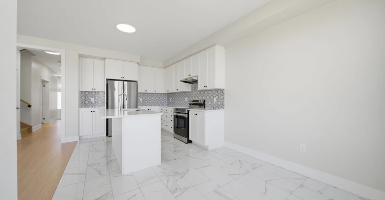 10 Kingsbury Trail, Barrie, ON, L9J 0W9 - 14