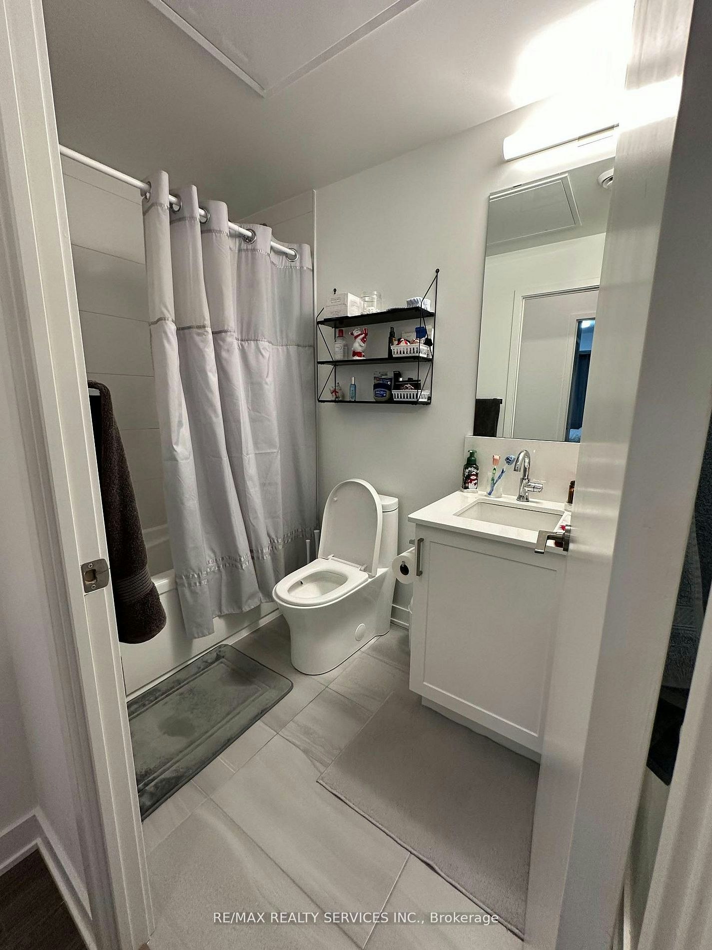 322-681 Yonge Street, Barrie, ON, L4N 4E8 - 8