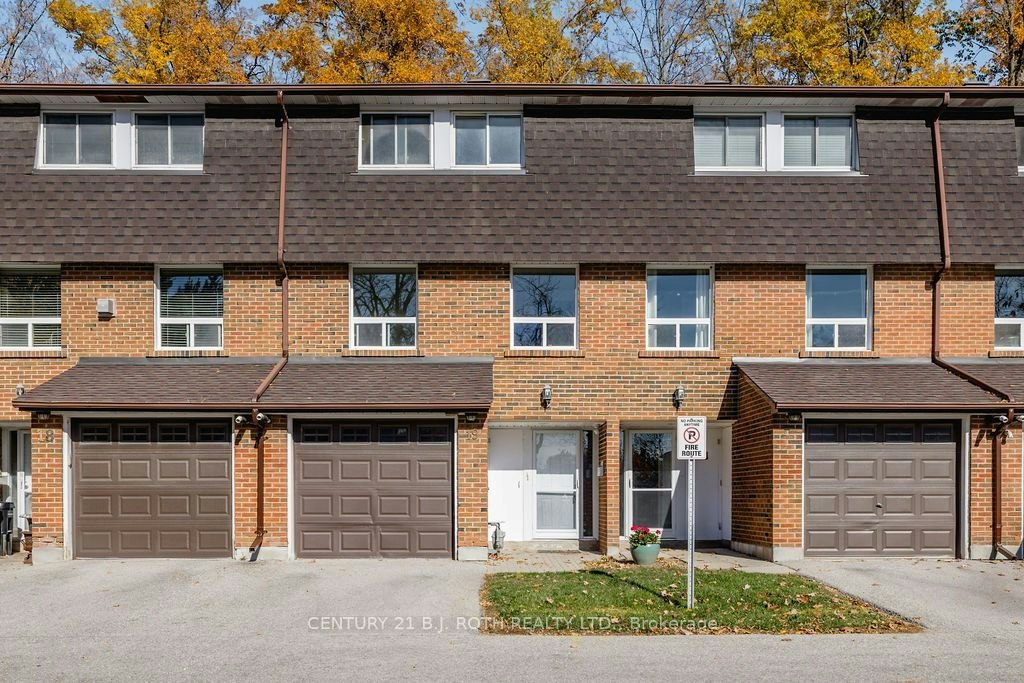 19-360 Blake Street, Barrie, ON, L4M 1L3