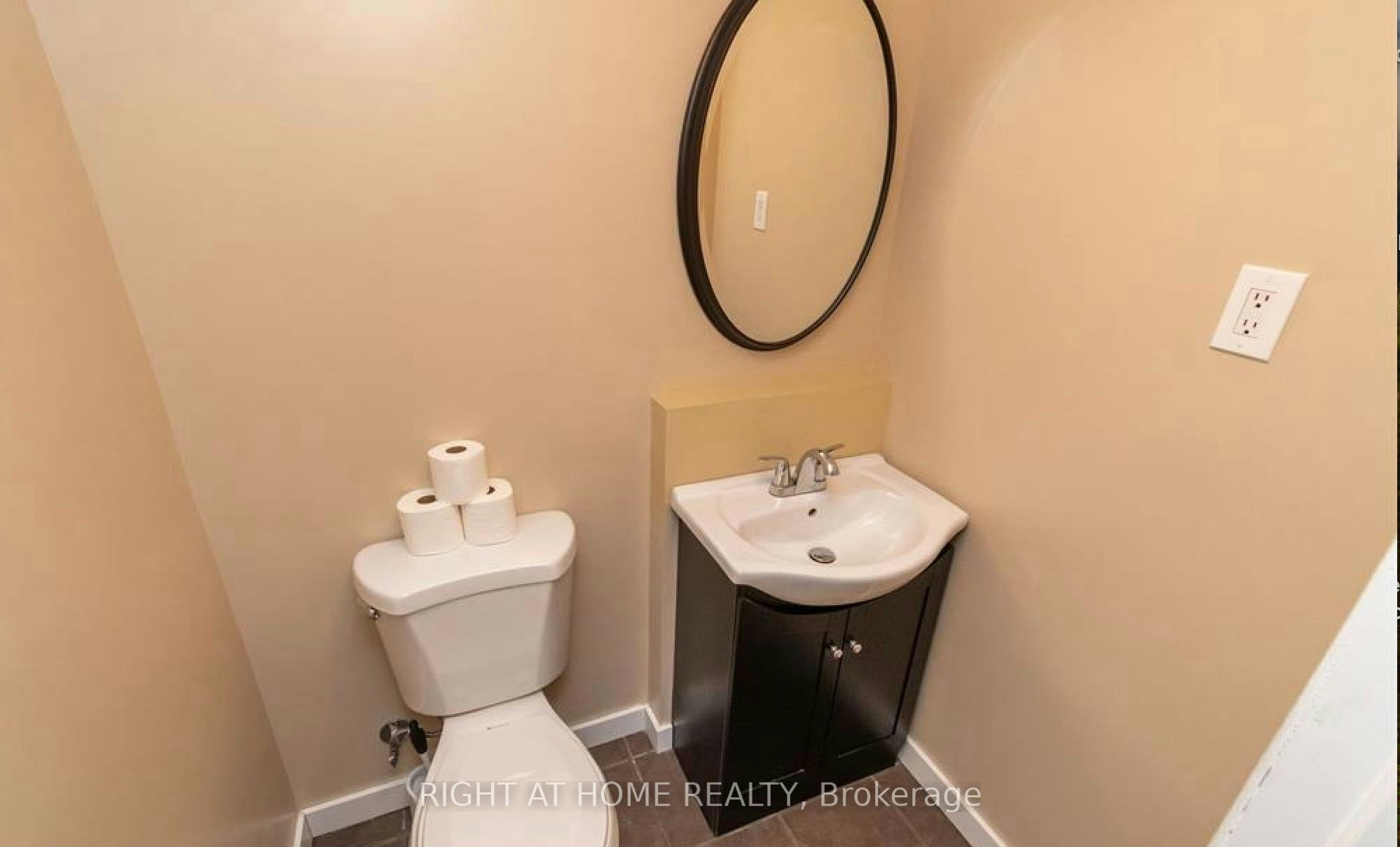 10 (Basement)-32 Sawmill Road, Barrie, ON, L4N 6X3 - 3