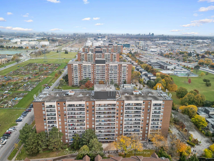 502-31 Four Winds Drive, Toronto, ON, M3J 1K9 - 33