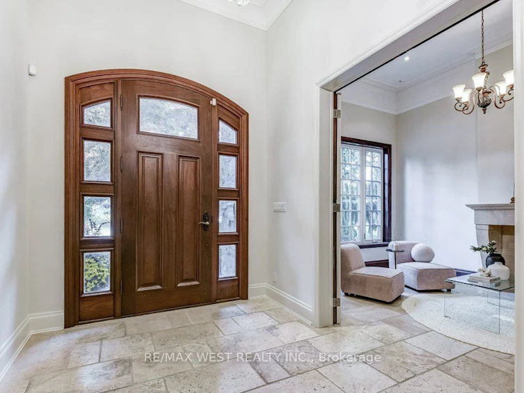 13 Riverlea Road, Toronto, ON, M9P 2B1 - 4