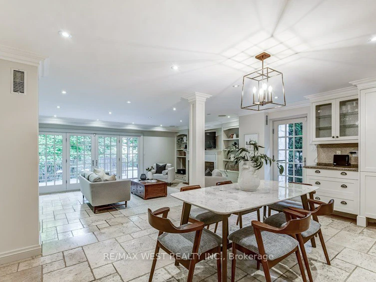 13 Riverlea Road, Toronto, ON, M9P 2B1 - 14