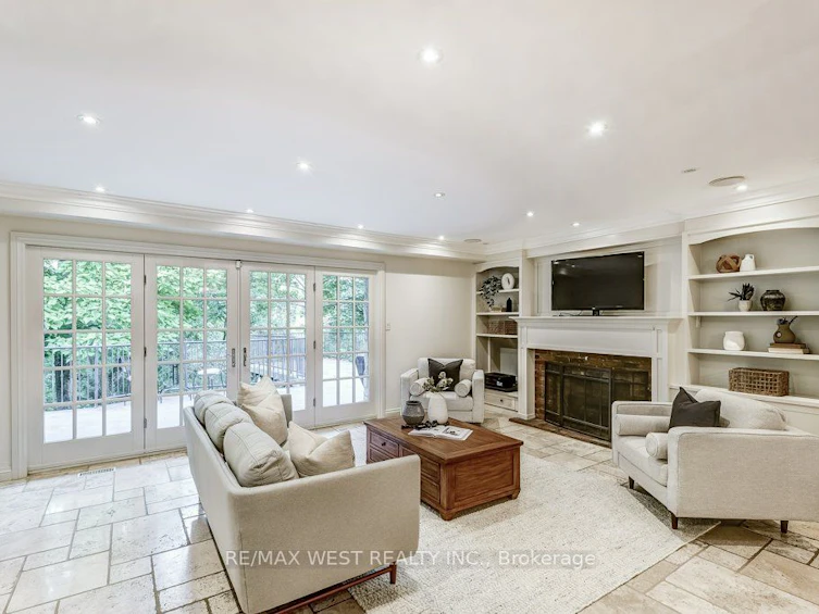 13 Riverlea Road, Toronto, ON, M9P 2B1 - 16