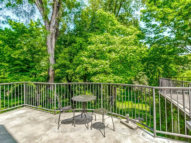 13 Riverlea Road, Toronto, ON, M9P 2B1 - 17