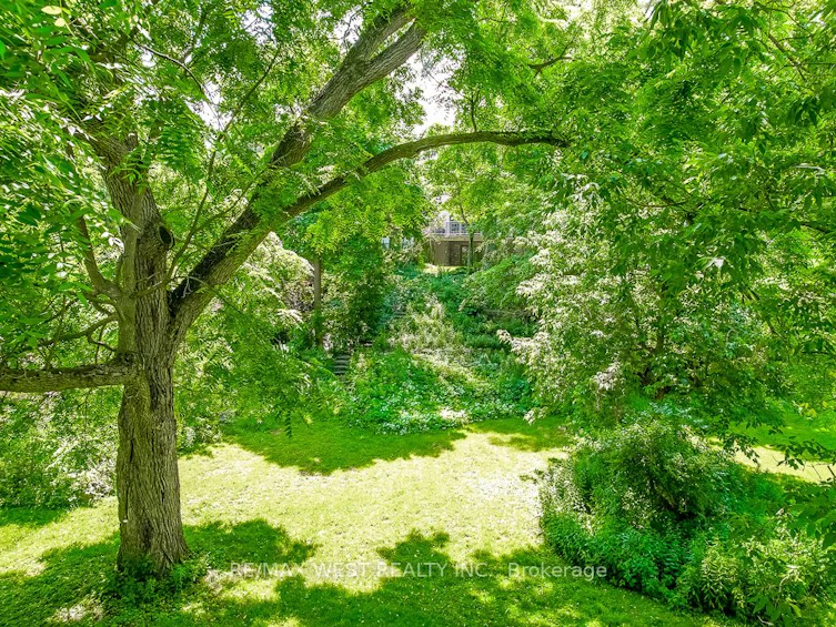 13 Riverlea Road, Toronto, ON, M9P 2B1 - 34