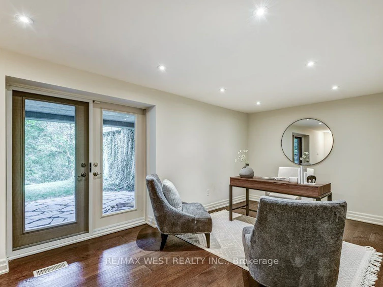 13 Riverlea Road, Toronto, ON, M9P 2B1 - 27