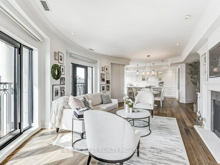 702-4 The Kingsway, Toronto, ON, M8X 2T1 - 13