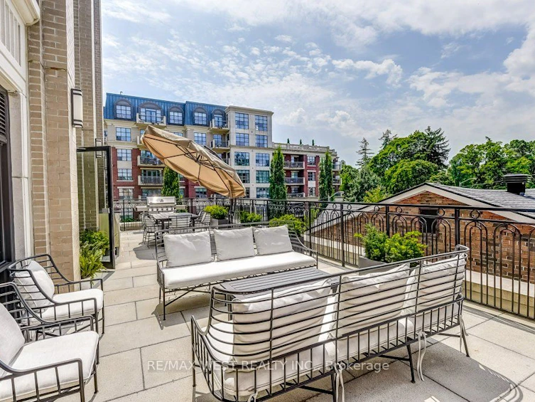702-4 The Kingsway, Toronto, ON, M8X 2T1 - 29