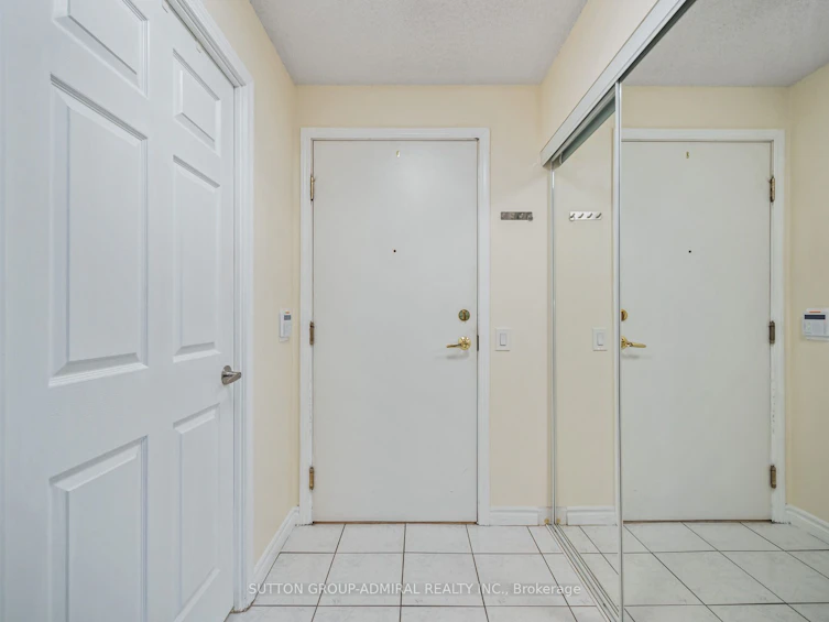 626-25 Kingsbridge Garden Circ, Mississauga, ON, L5R 4B1 - 5