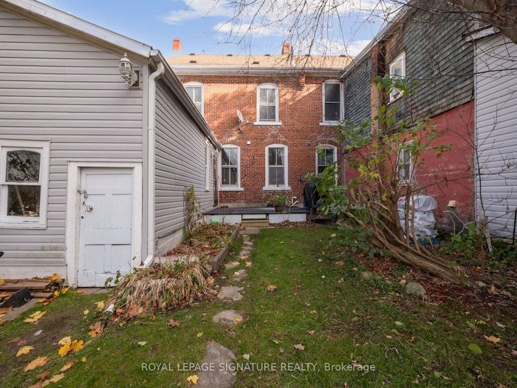18 First Street, Orangeville, ON, L9W 2C7 - 8