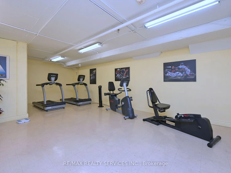 601-10 Dayspring Circ, Brampton, ON, L6P 1B9 - 34