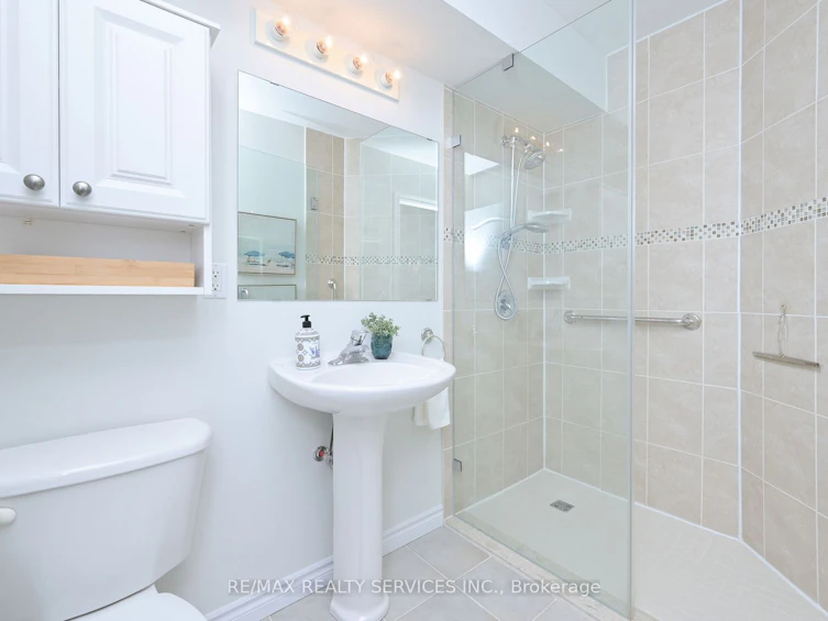 601-10 Dayspring Circ, Brampton, ON, L6P 1B9 - 26