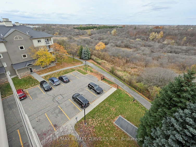 601-10 Dayspring Circ, Brampton, ON, L6P 1B9 - 27