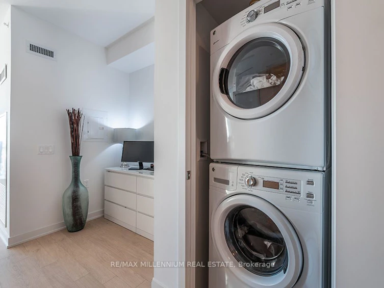 1408-10 Park Lawn Road, Toronto, ON, M8Y 3H8 - 10