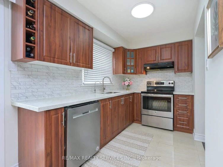 54 Nancy Mccredie Drive, Brampton, ON, L6X 2N6 - 4