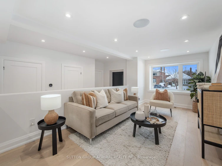 87 Delemere Avenue, Toronto, ON, M6N 1Z8 - 4