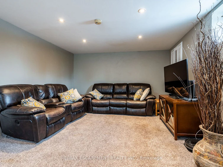 2142 Alconbury Crescent, Burlington, ON, L7P 3C4 - 24