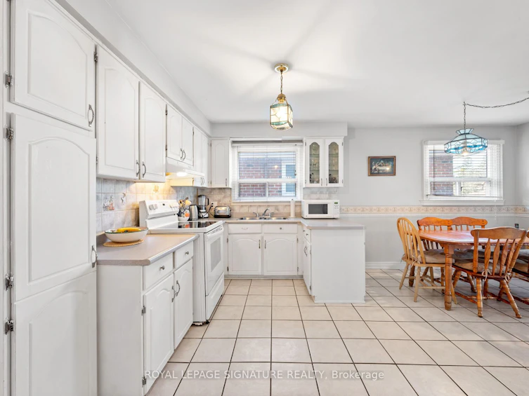 1010 Mannington Lane, Mississauga, ON, L4W 3Y1 - 18