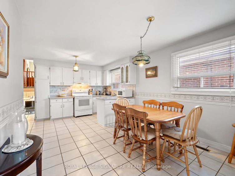 1010 Mannington Lane, Mississauga, ON, L4W 3Y1 - 23