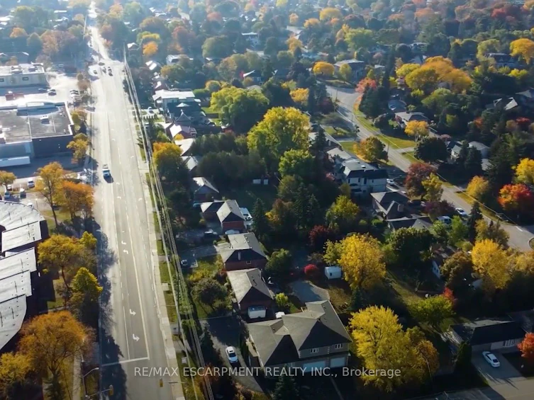 382 Third Line, Oakville, ON, L6L 4A4 - 10
