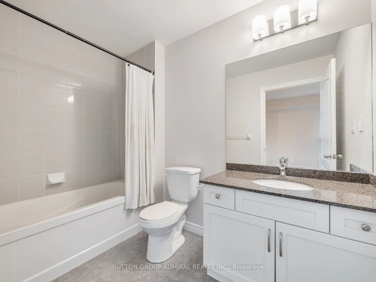 204-34 Plains Road E, Burlington, ON, L7T 0B9 - 6