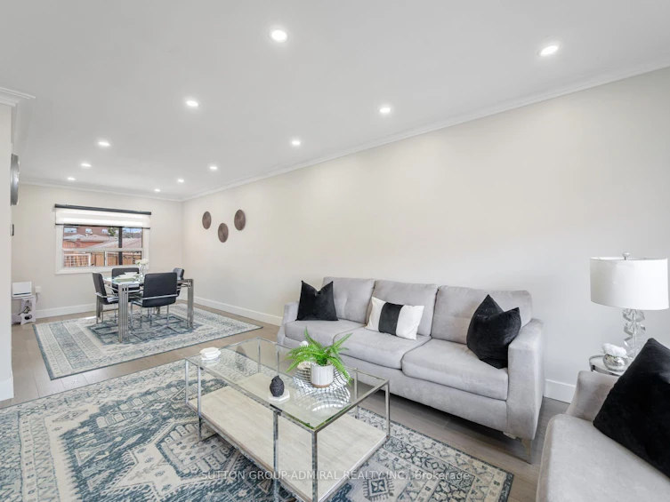 206 Habitant Drive, Toronto, ON, M9M 2P5 - 17