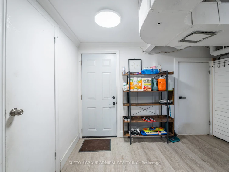 206 Habitant Drive, Toronto, ON, M9M 2P5 - 27
